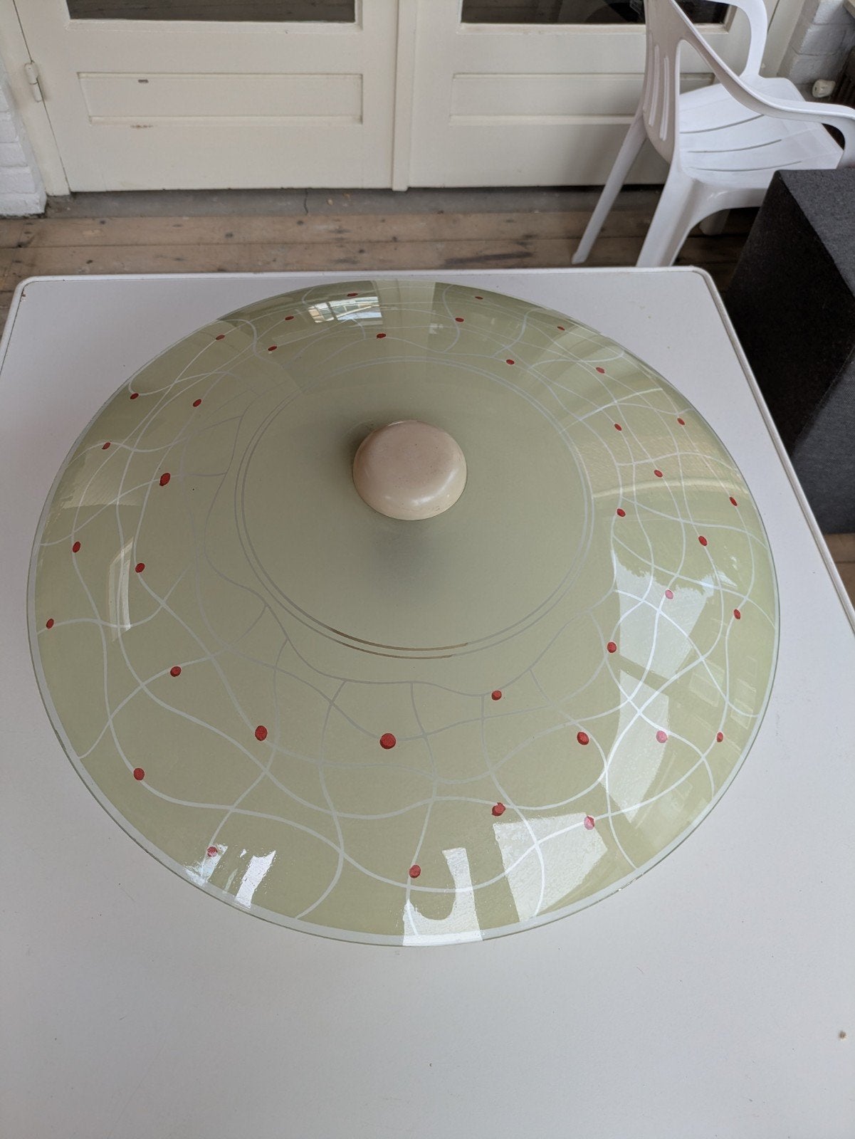 Vintage Plafondlamp Jaren '50 - Crème met Rode Stippen, Huis en Inrichting, Minder dan 50 cm, Gebruikt, Ophalen of Verzenden, Vintage, Jaren '50, Retro