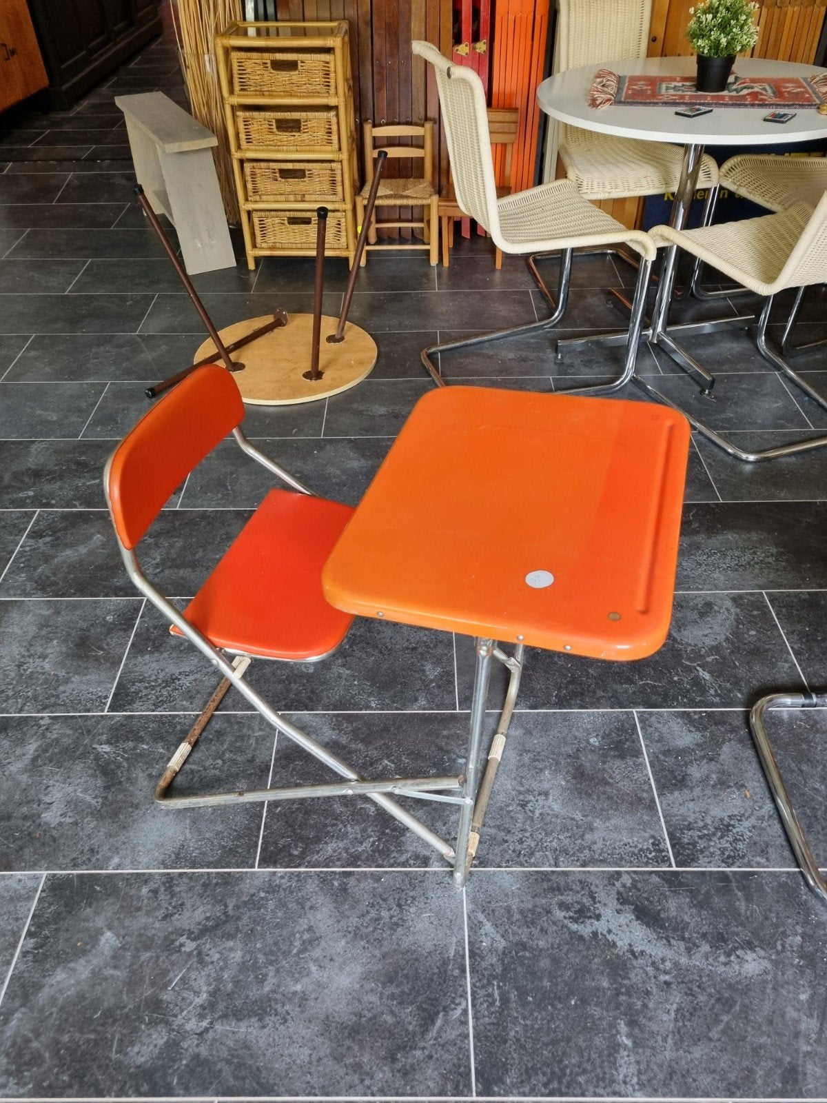 Vintage space age schoolbankje opklapbaar, Ophalen, Stoel(en)
