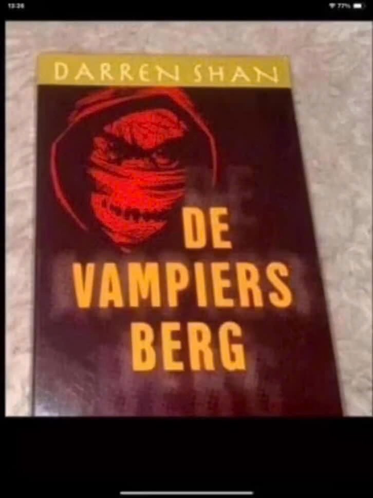 De Vampiersberg - Darren Shan, Gelezen, Fictie algemeen, Ophalen of Verzenden, Darren Shan