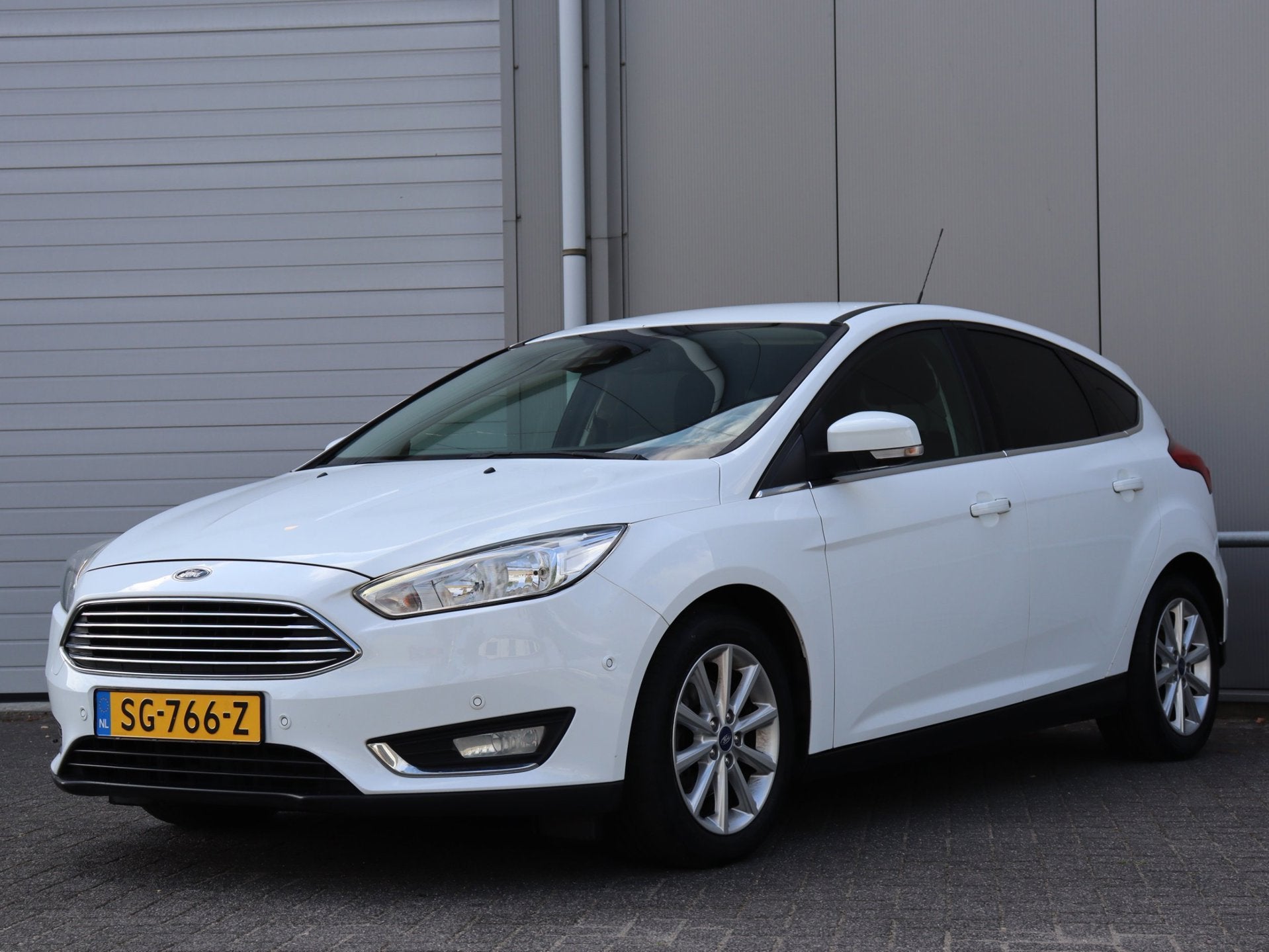 Foto 7 van Ford Focus 1.0 Titanium navi LM *167.000km*