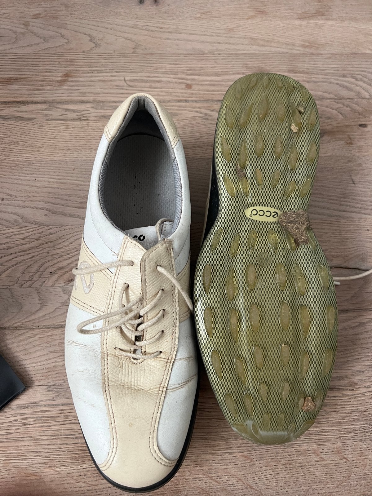 Ecco golfschoenen maat 40, Kleding | Dames, Ophalen of Verzenden, Gedragen, Wit, Sportschoenen
