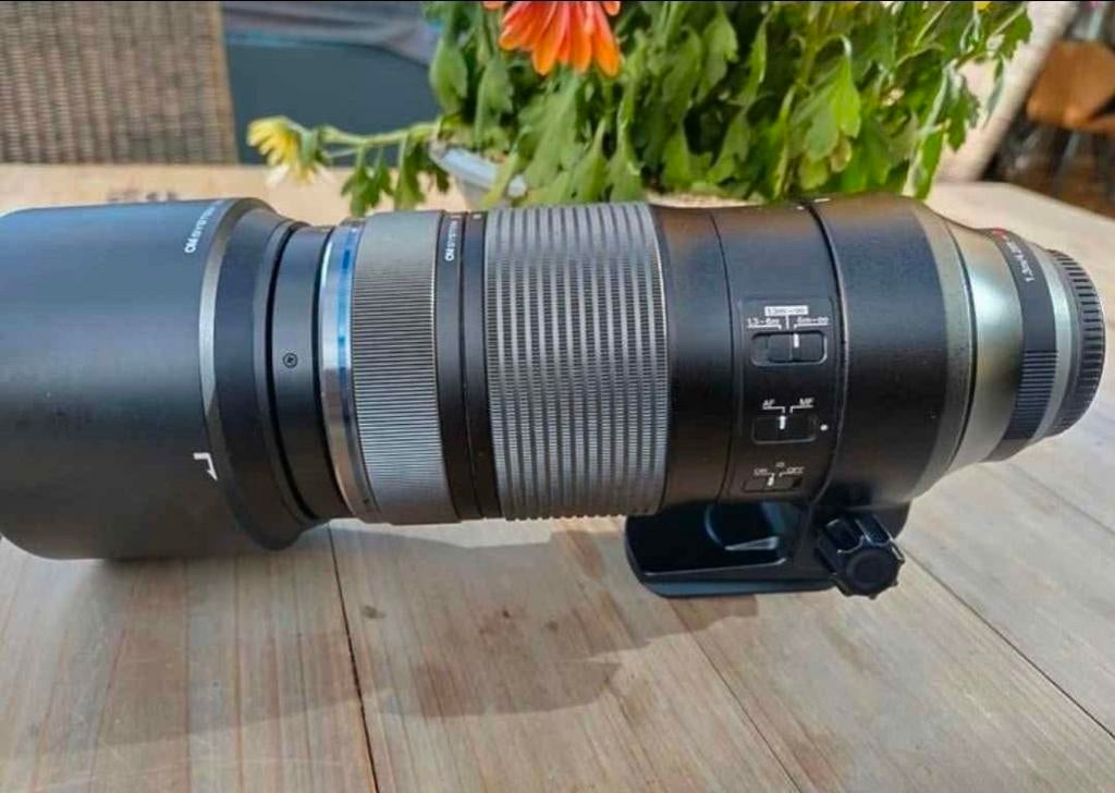 OM system/ olympus telelens 100-400 MFT, Audio, Tv en Foto, Fotografie | Lenzen en Objectieven, Ophalen of Verzenden, Zo goed als nieuw