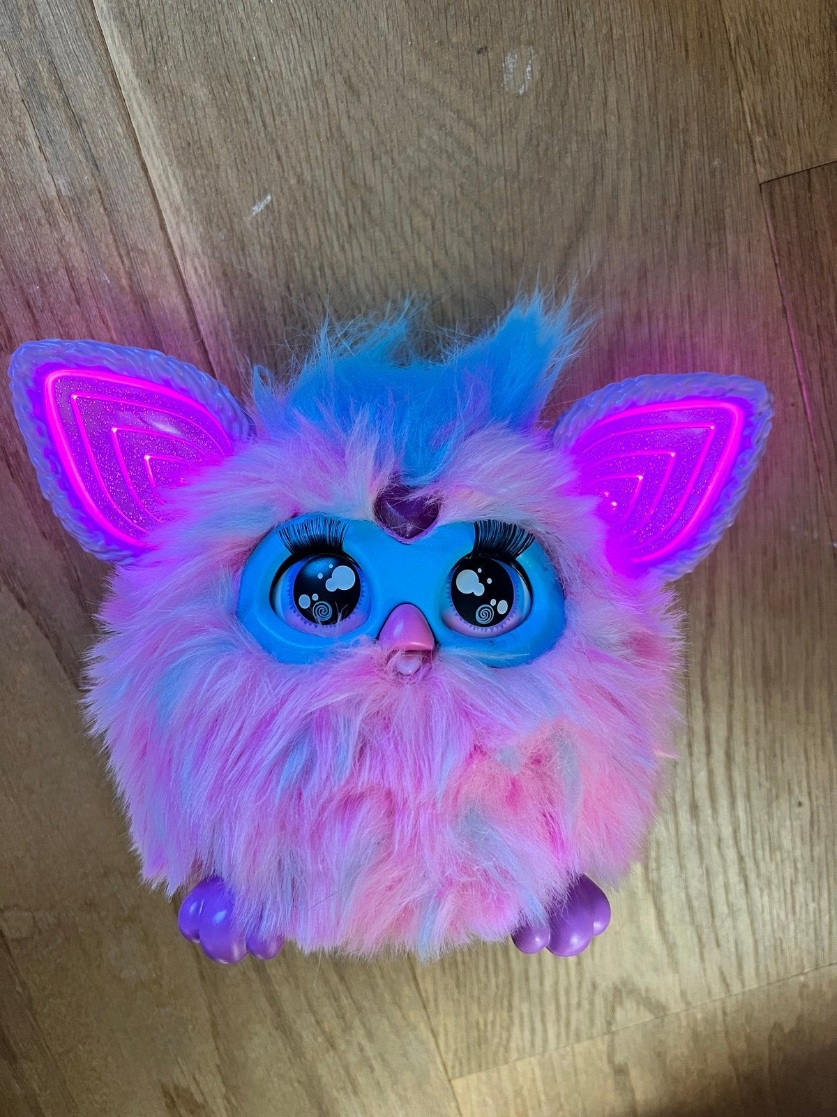 Furby interactief knuffeldier met lichtgevende oren, Ophalen of Verzenden, Zo goed als nieuw, Jongen of Meisje