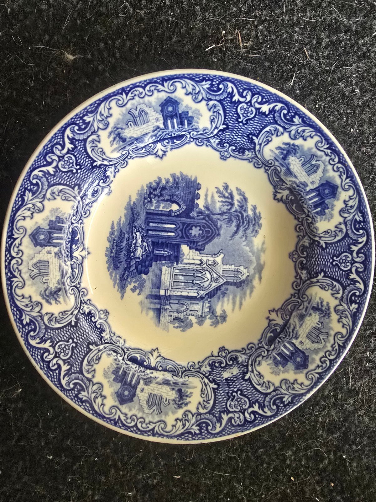 Petrus Regout Abbey blauw, Ophalen