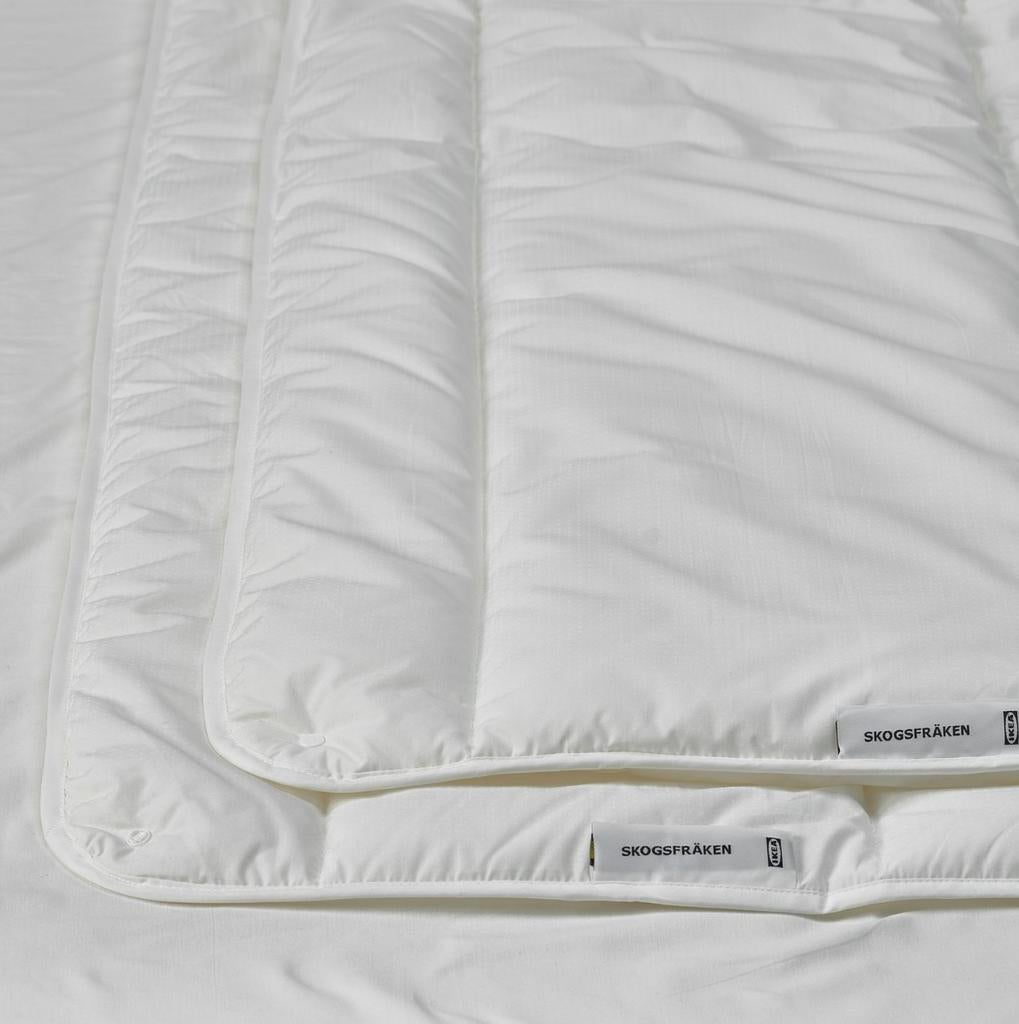 Ikea Skogsfränken dekbed 140x200, Ophalen of Verzenden, Zo goed als nieuw