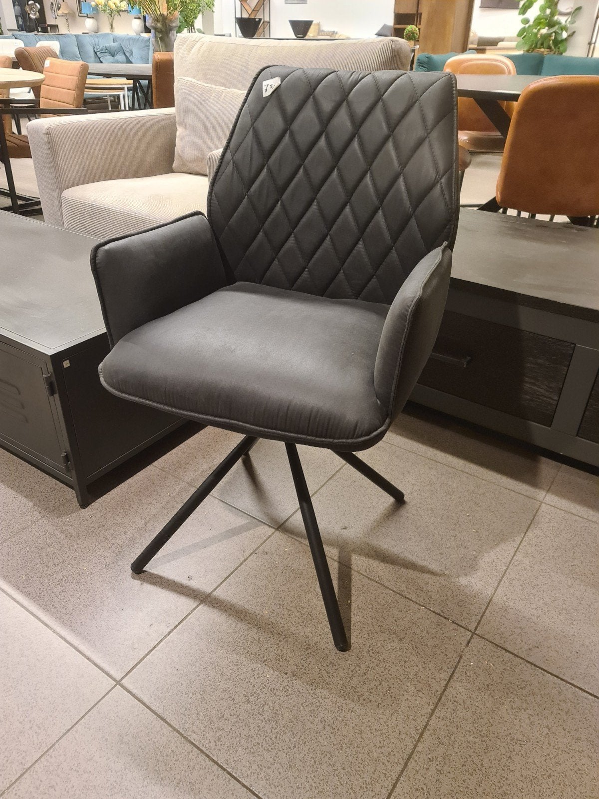 UITZOEKEN LOSSE EETKAMERSTOELEN ENKELING NU €15 PER STUK, Ophalen, Industrieel landelijk barok brocante koloniaal boheems vintage
