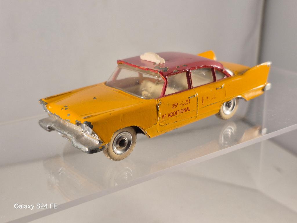 Plymouth Plaza Taxi dinky Toys 178, Ophalen of Verzenden, Gebruikt, Auto, Dinky Toys