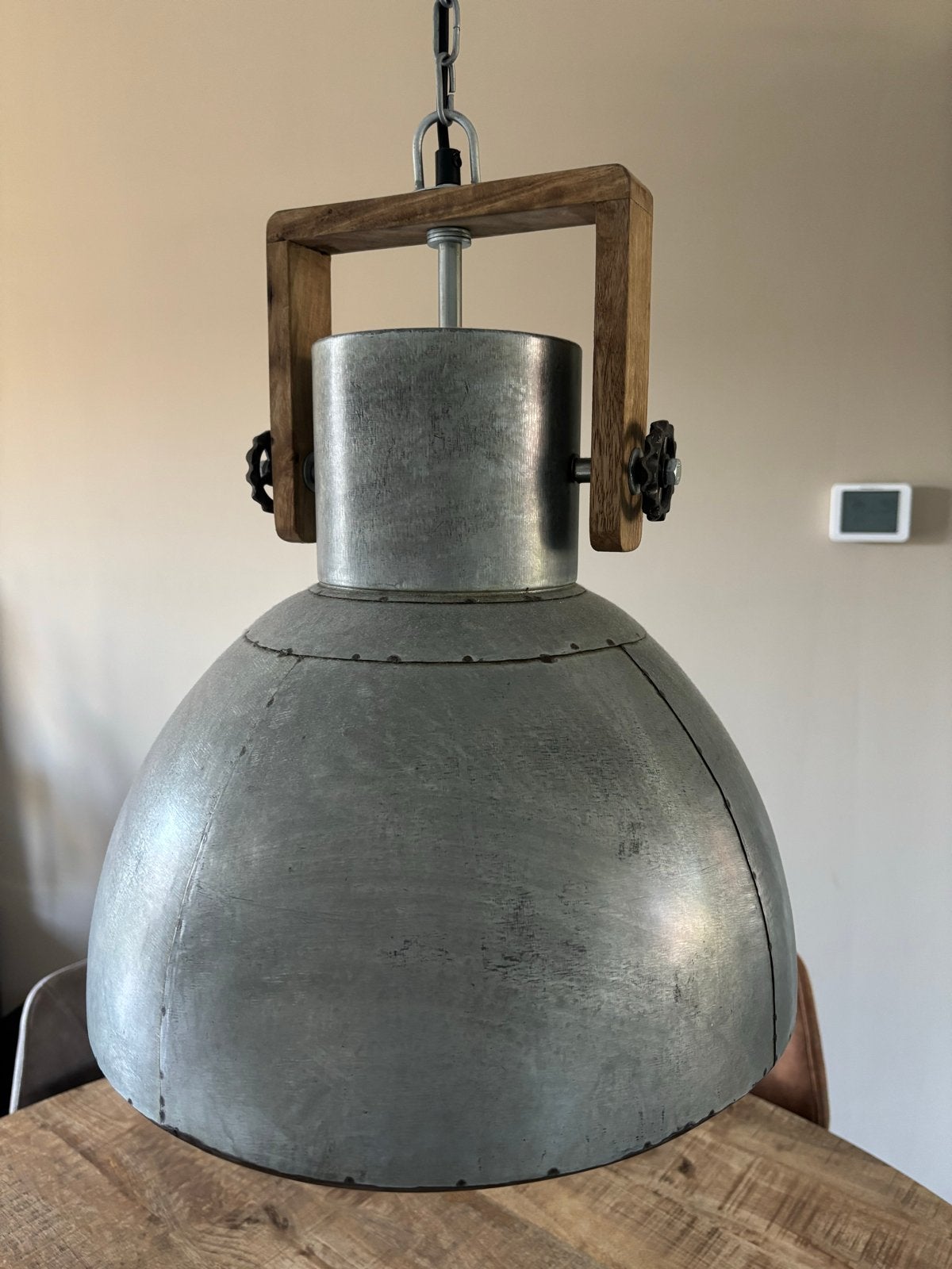 Industriële hanglamp met houten accenten, Ophalen, Zo goed als nieuw, Metaal