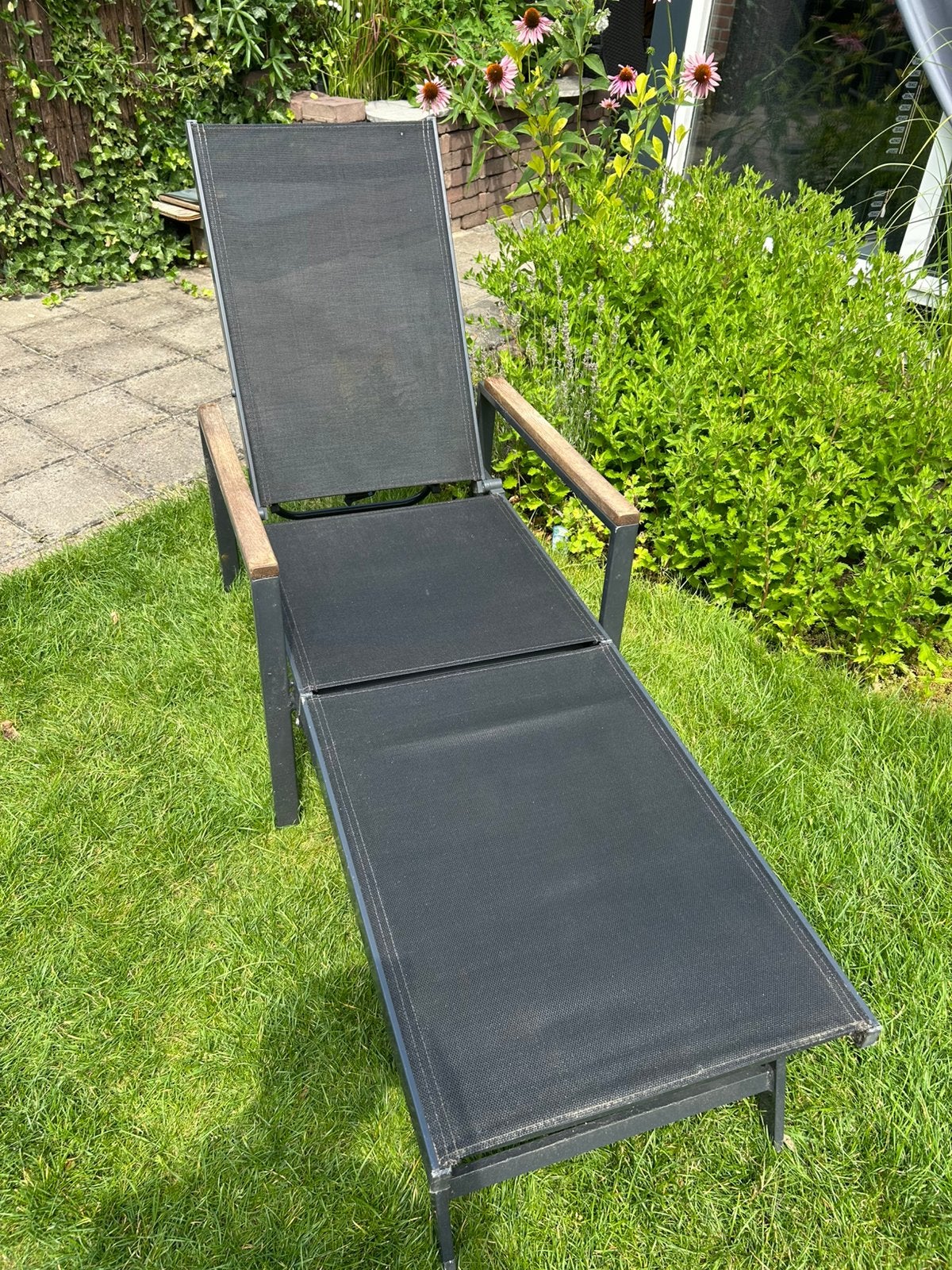 Stevige goede ligstoel, Ophalen, Zo goed als nieuw