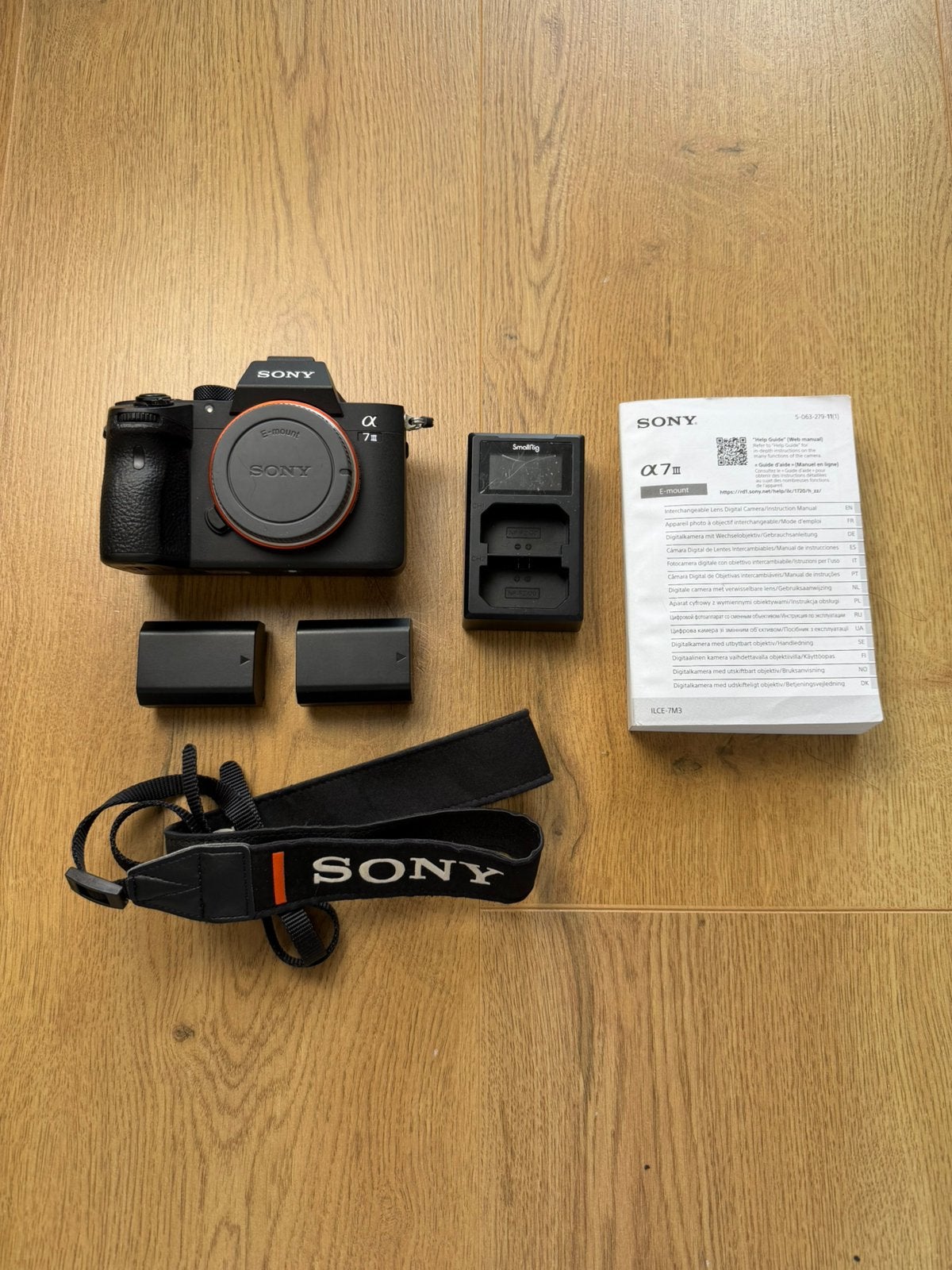 Sony a7 III - 8k clicks!, Audio, Tv en Foto, Kantelbaar/draaibaar scherm, Draagriem, Ophalen of Verzenden, Zo goed als nieuw