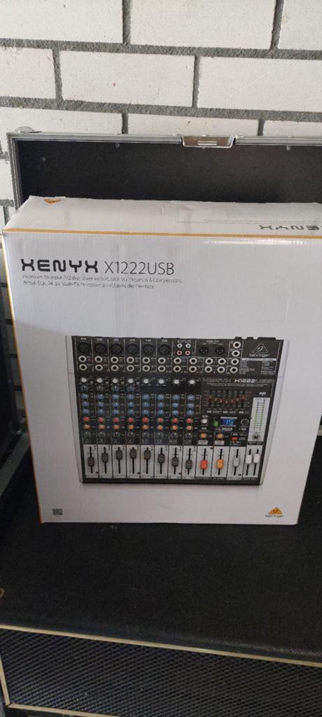 Behringer XENYX X1222USB Mixer en RCF EVENT 1000 Speakers, Muziek en Instrumenten, Mengpanelen, Ophalen, Gebruikt, 10 tot 20 kanalen