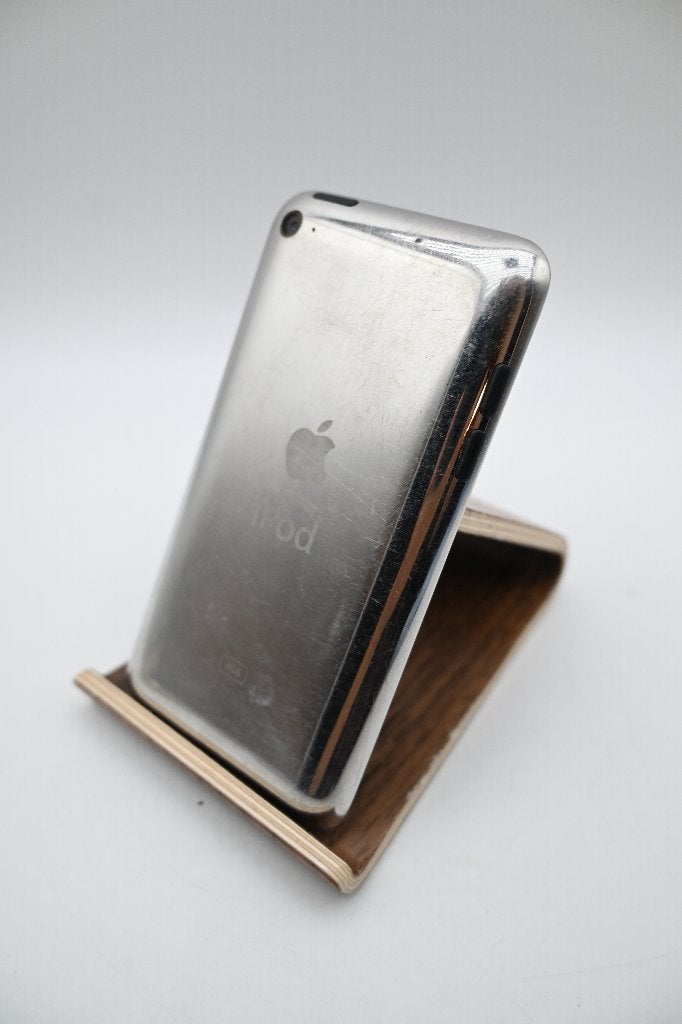 iPod Touch 8GB ( Model A1367 ) + laad kabel, Gebruikt, Touch, -, Ophalen of Verzenden