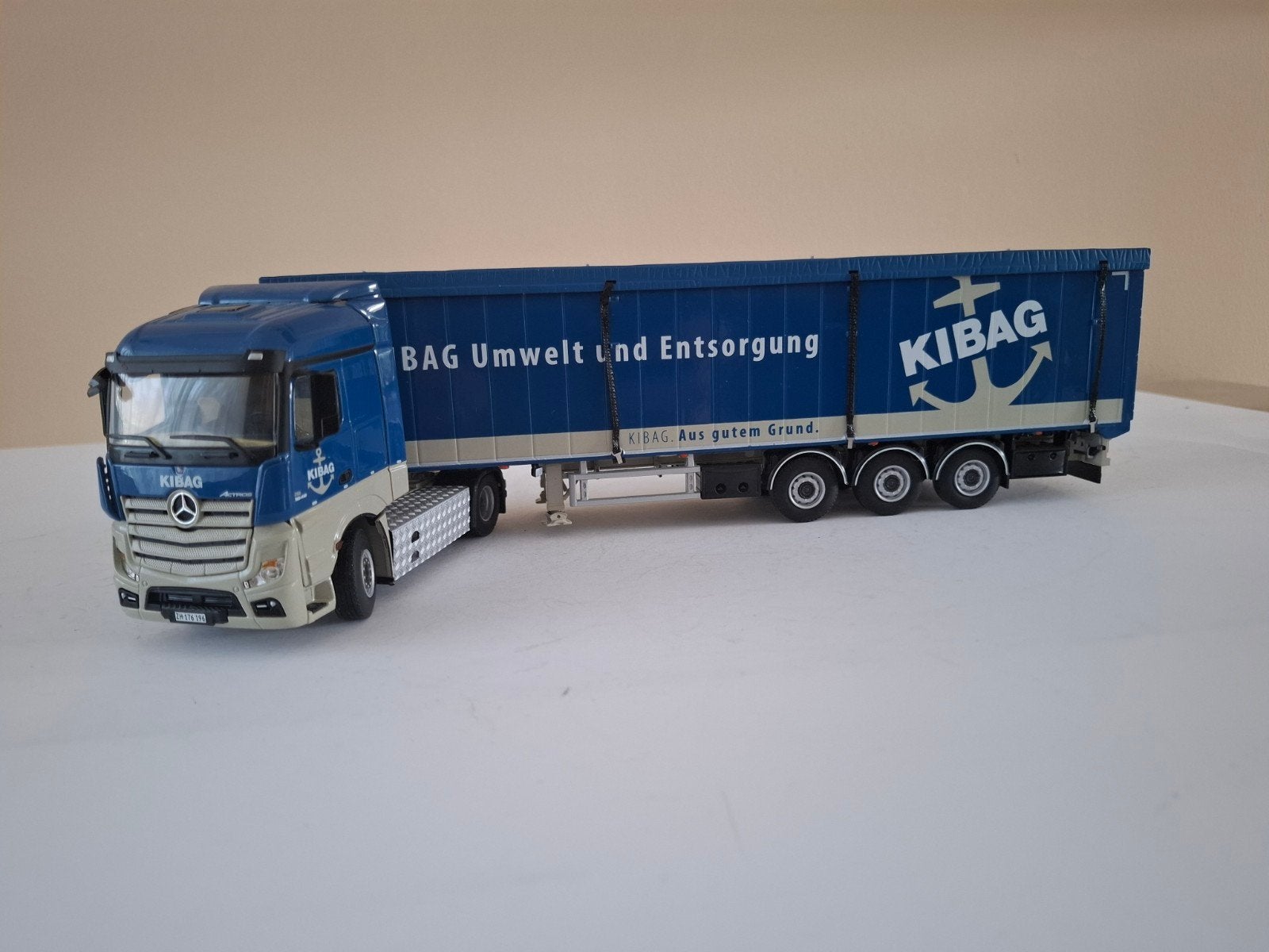 Mercedes Actros van KIBAG met Volume trailer van wsi, Ophalen of Verzenden, Nieuw, Bus of Vrachtwagen, Wsi