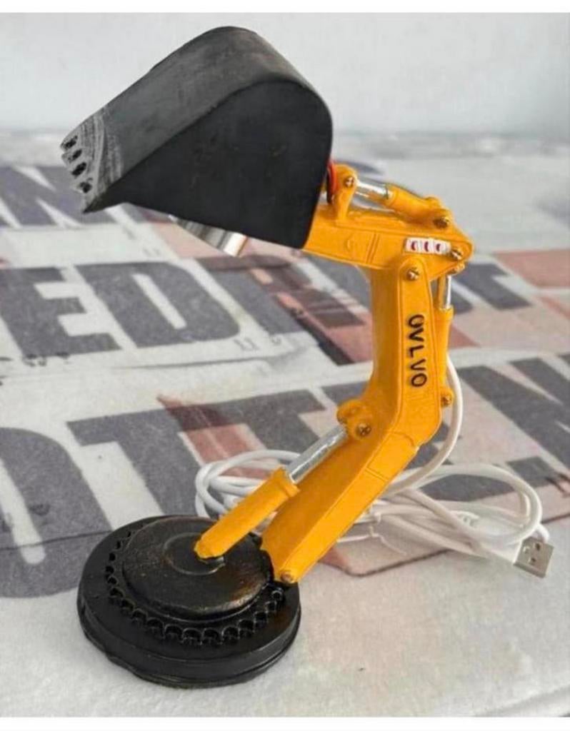 Graafmachine robot arm bureau-lamp volvo led-usb lampje, Nieuw, Ophalen of Verzenden, H, H