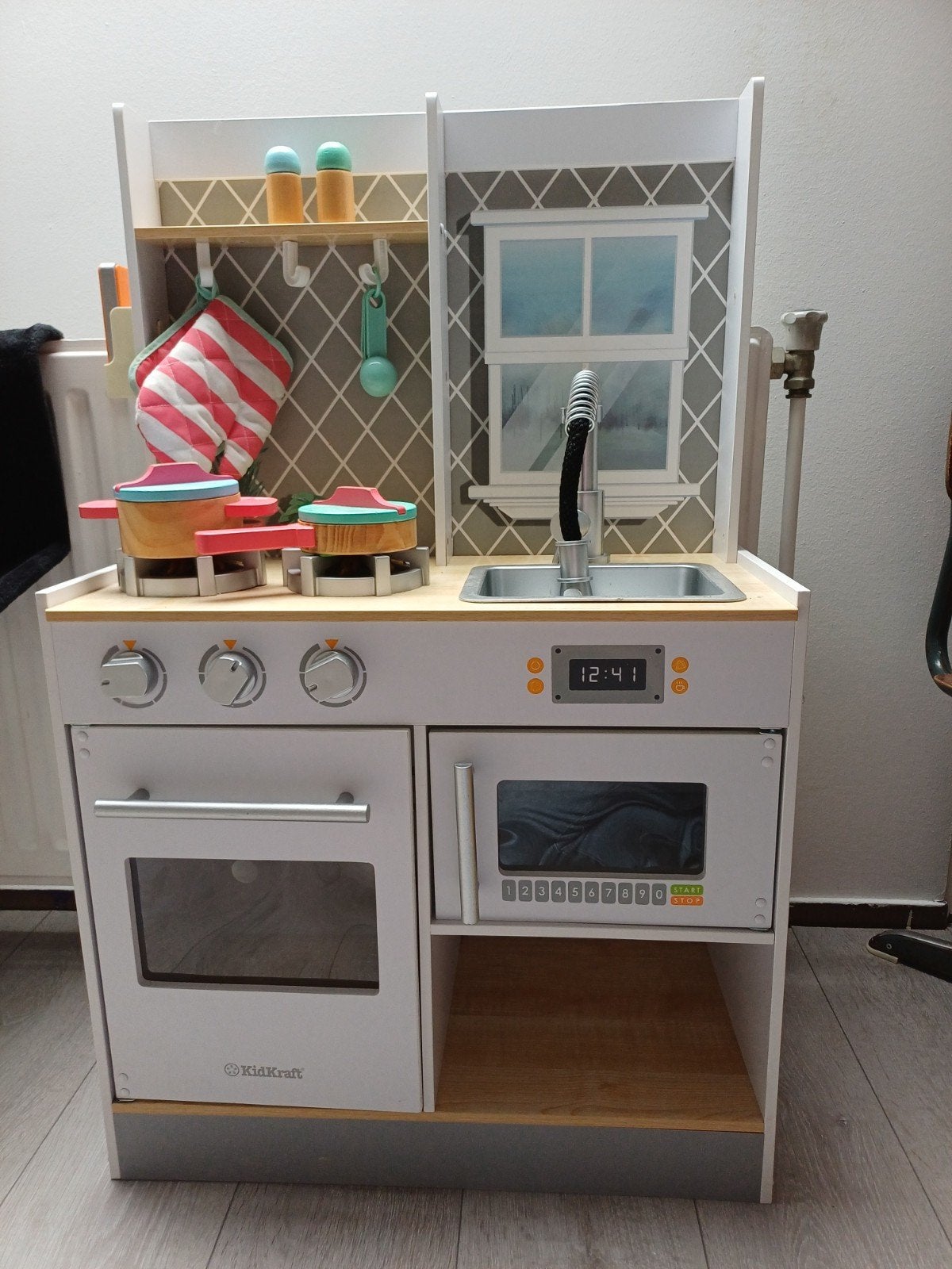 KidKraft Speelkeuken met accessoires, Ophalen, Gebruikt, Meubelstuk of Keukentje