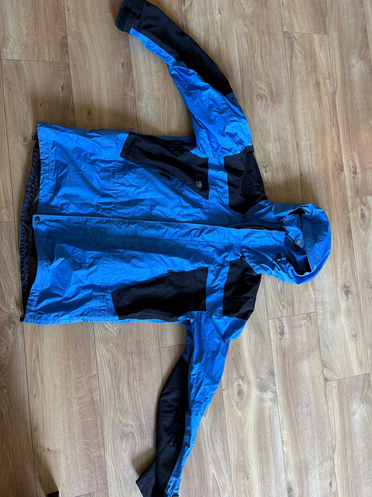 Mountain Hardwear Gore-Tex Jas - Maat L, Ophalen of Verzenden, Gedragen, Maat 52/54 (L), Blauw