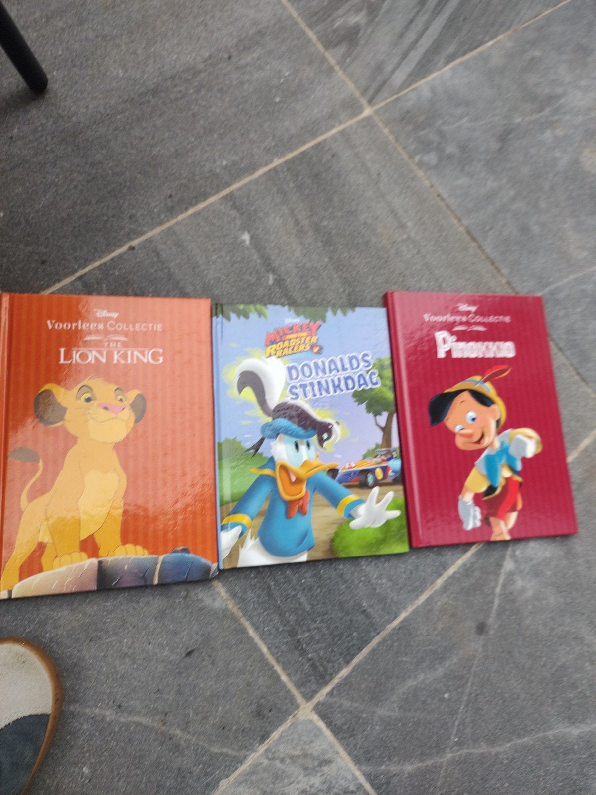 Disney Voorlees Collectie: Lion King, Donald, Pinokkio, Ophalen, Zo goed als nieuw, Sprookjes