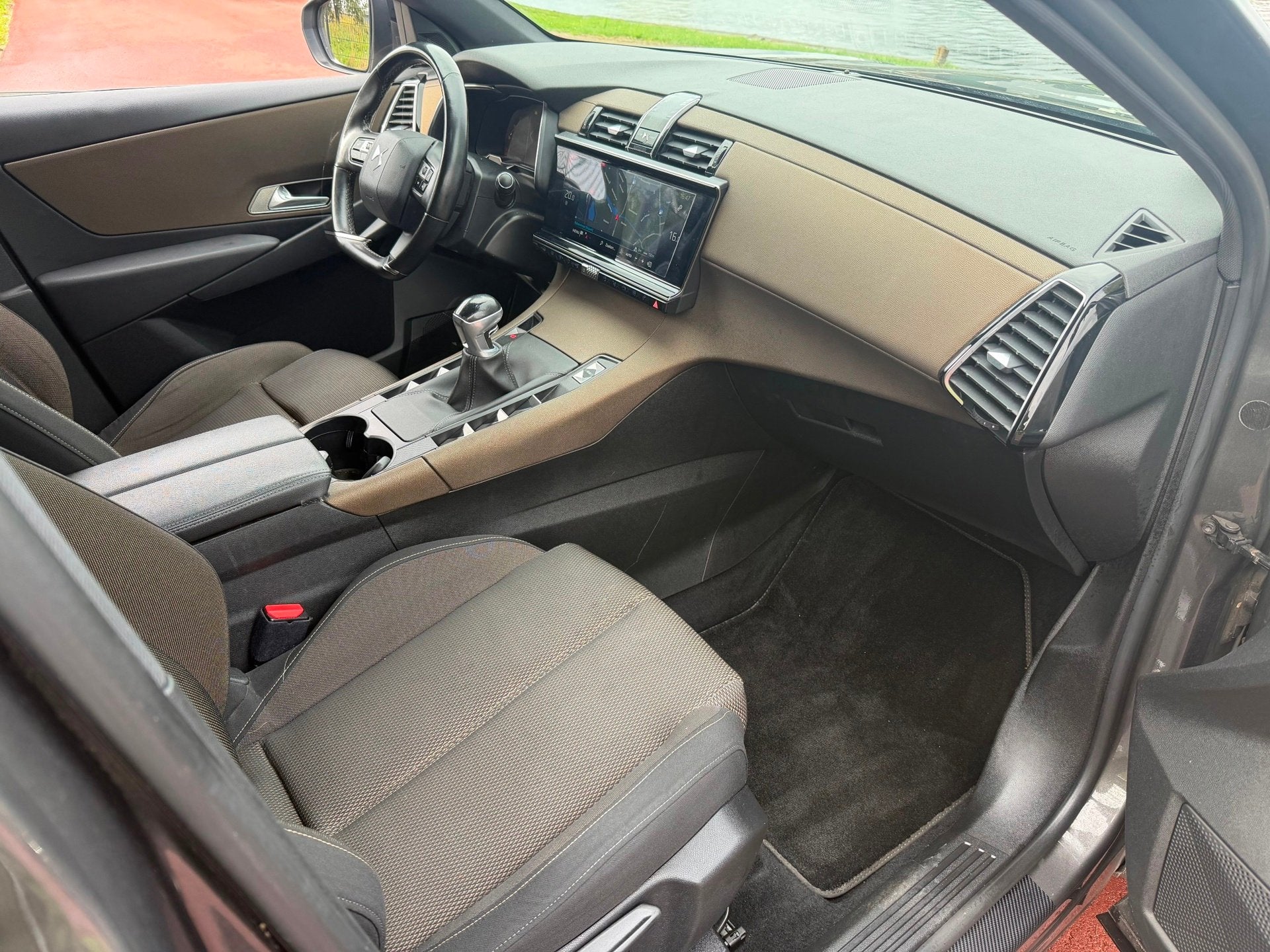 DS 7 Crossback 130 PureTech Business NAP Trekhaak LED Keyles, Voorwielaandrijving, Gebruikt, Euro 6, 1199 cc
