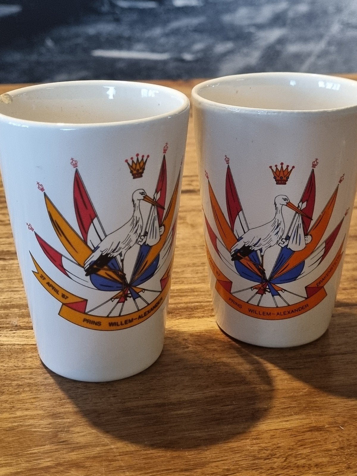 Set van 2 Willem-Alexander geboortebekers - 27 april '67, Ophalen of Verzenden