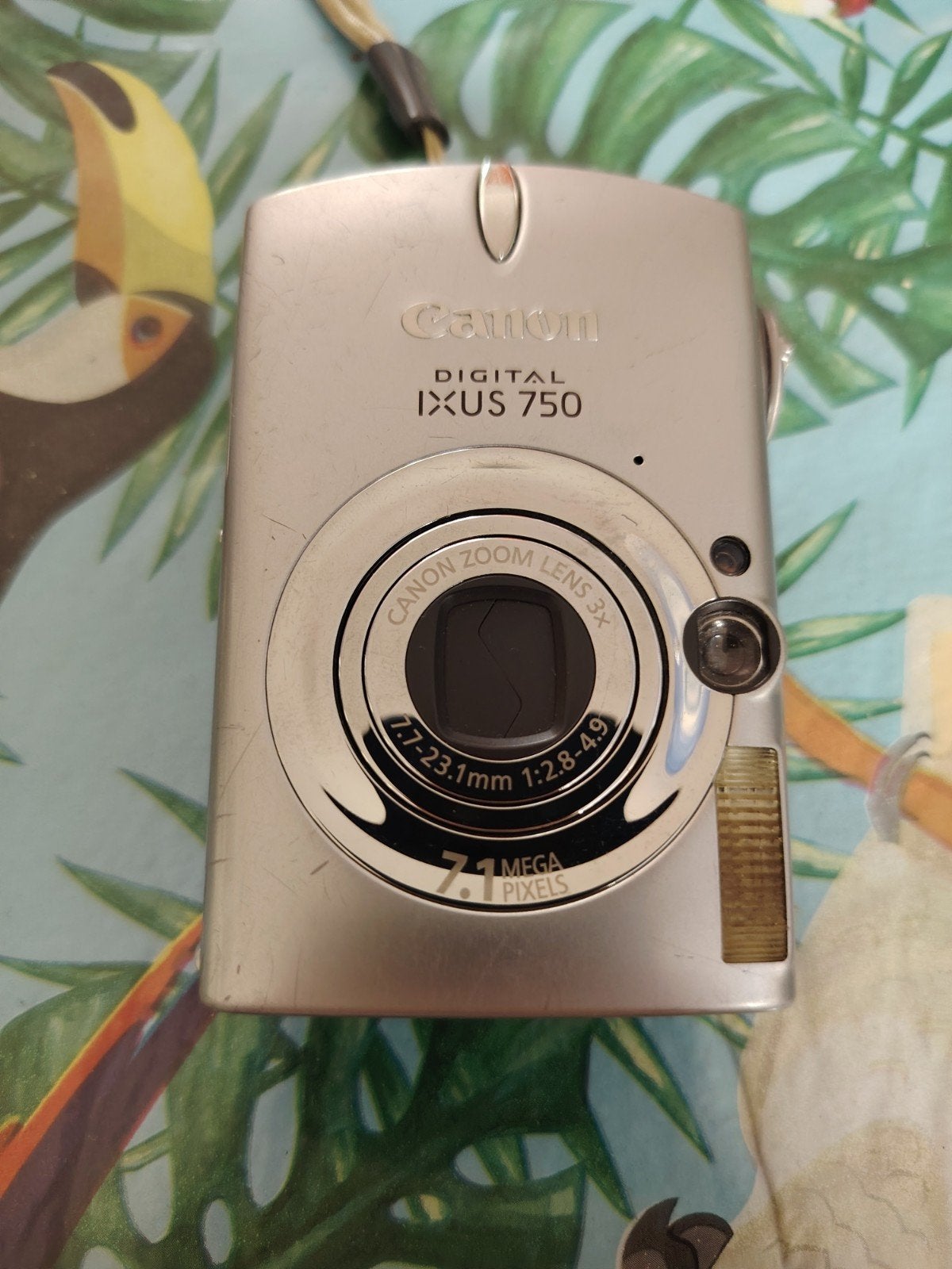 Canon Digital IXUS 750 met extra batterij en oplader, Ophalen of Verzenden