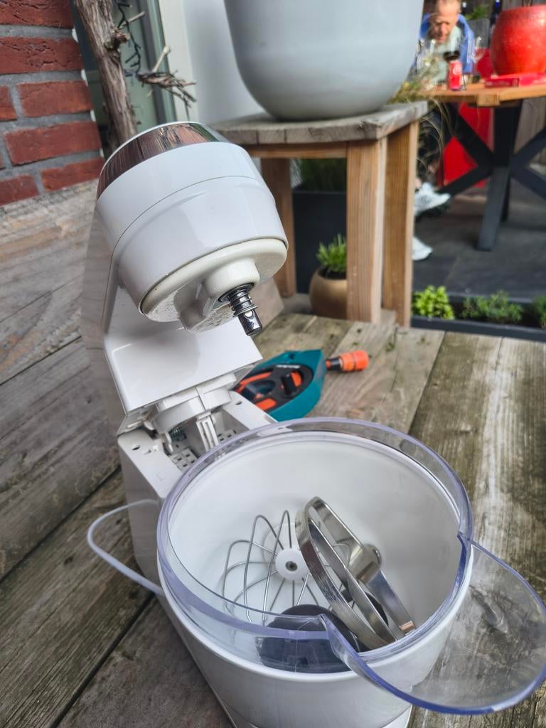 Keuken mixer, Ophalen