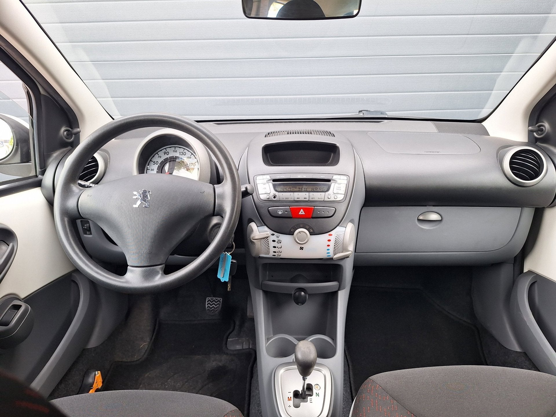 Peugeot 107 | 1.0-12V XS | Automaat | 2e eigenaar |, Auto's, Stof, Gebruikt, 4 stoelen, Origineel Nederlands