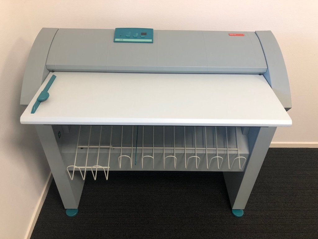 Vouwmachine A0 Oce 940 levering door heel NL mogelijk, Diversen, Papierwaren, Zo goed als nieuw, Ophalen of Verzenden