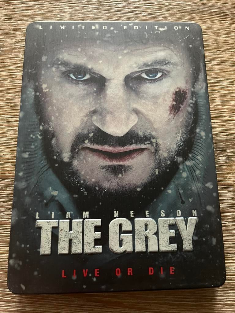 The Grey  - Steelcase, Vanaf 16 jaar, Ophalen of Verzenden, Zo goed als nieuw