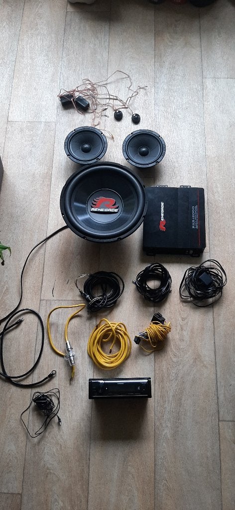 Auto audioset. Subwoofer,Versterker,Speakers/tweeters,Radio, Ophalen of Verzenden, Nieuw