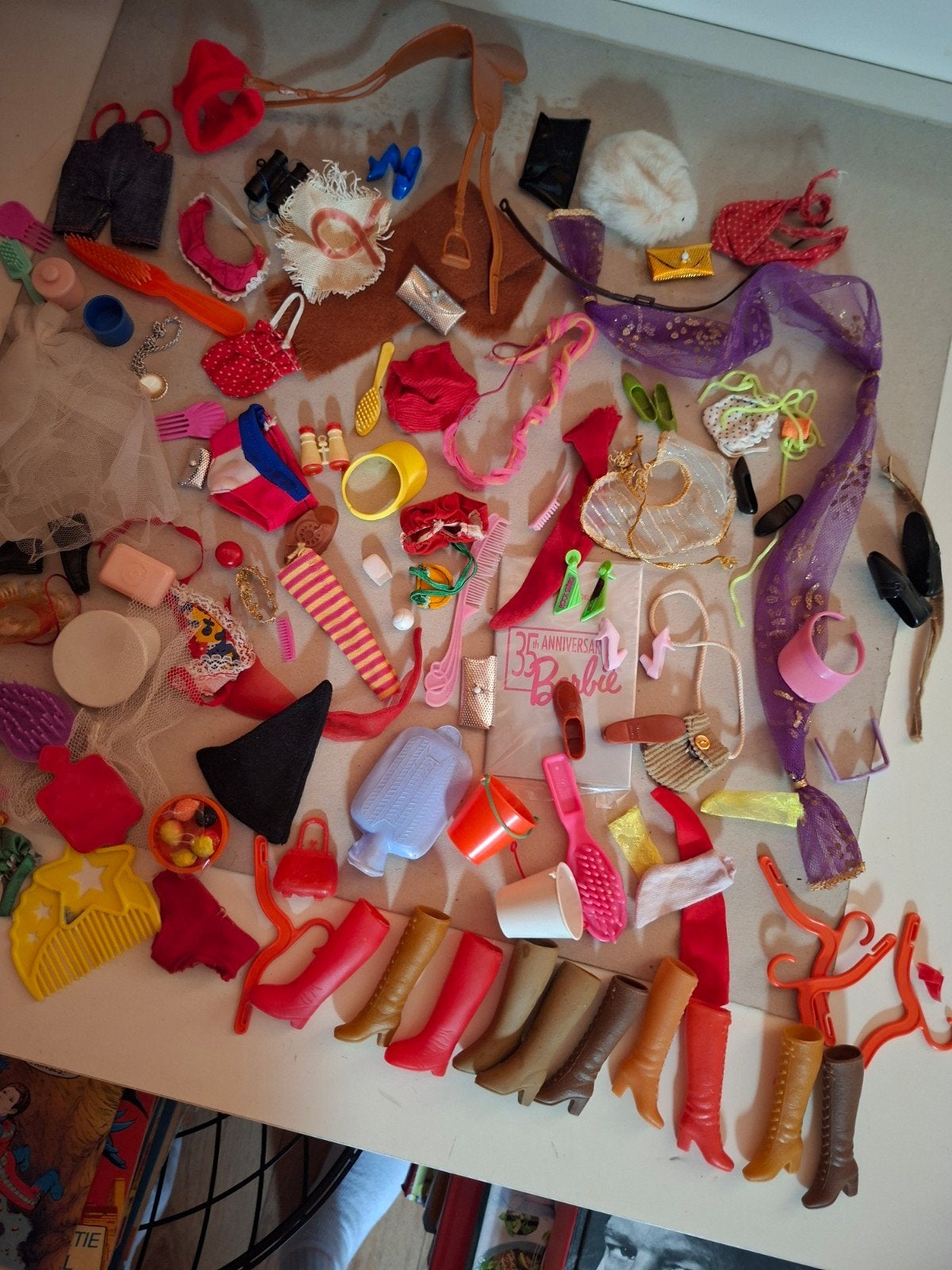 heel veel barbie spulletjes dolls poppen speelgoed toys, Verzenden