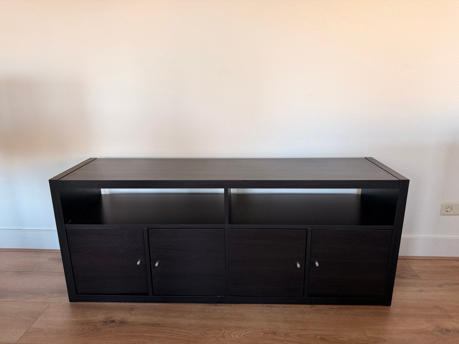 IKEA KALLAX TV-meubel zwartbruin met deuren en opbergvakken, Ophalen, 100 tot 150 cm, Zo goed als nieuw, Minder dan 100 cm
