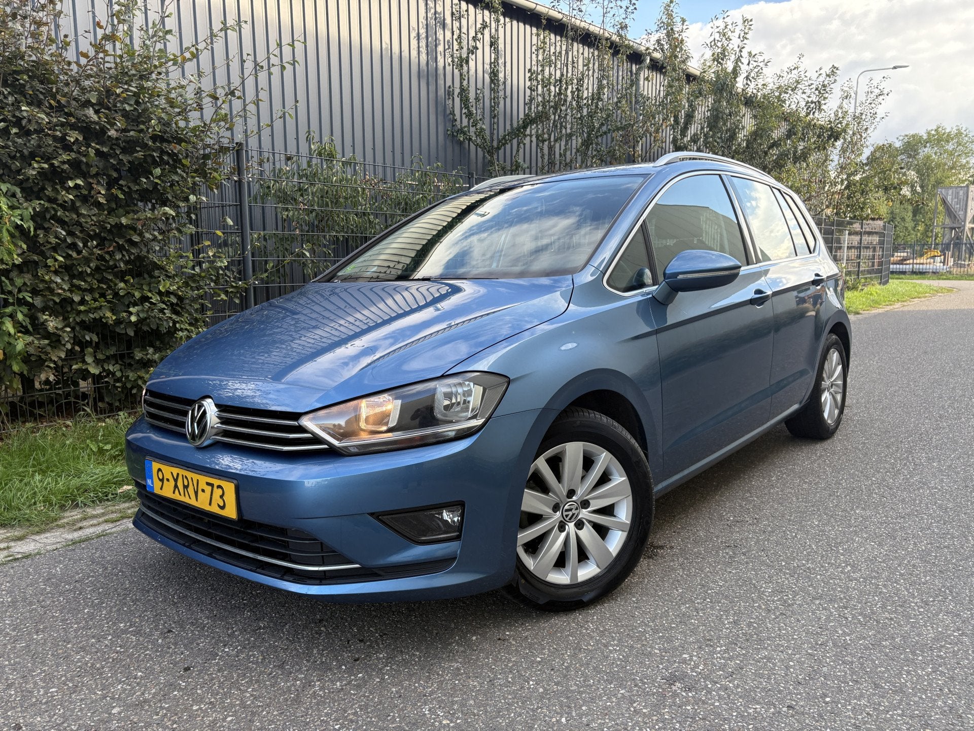 Volkswagen Golf Sportsvan 1.2 TSI Highline / AUTOMAAT / NAVI, Gebruikt, Euro 6, 4 cilinders, Blauw