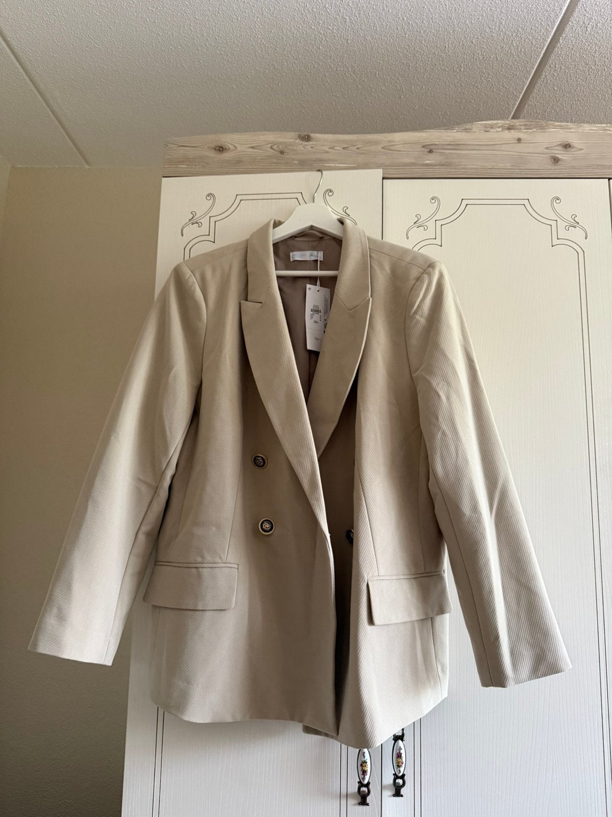 Nieuwe beige Primark blazer maat 44 – met kaartje, Kostuum of Pak, Beige, Maat 42/44 (L), Ophalen of Verzenden