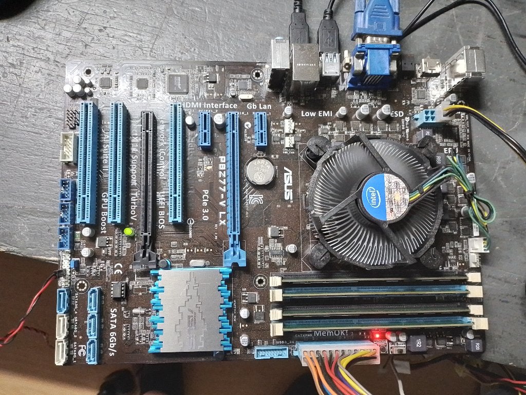 moederbord asus i7 met k cpu, Ophalen of Verzenden, Zo goed als nieuw, Intel, DDR3