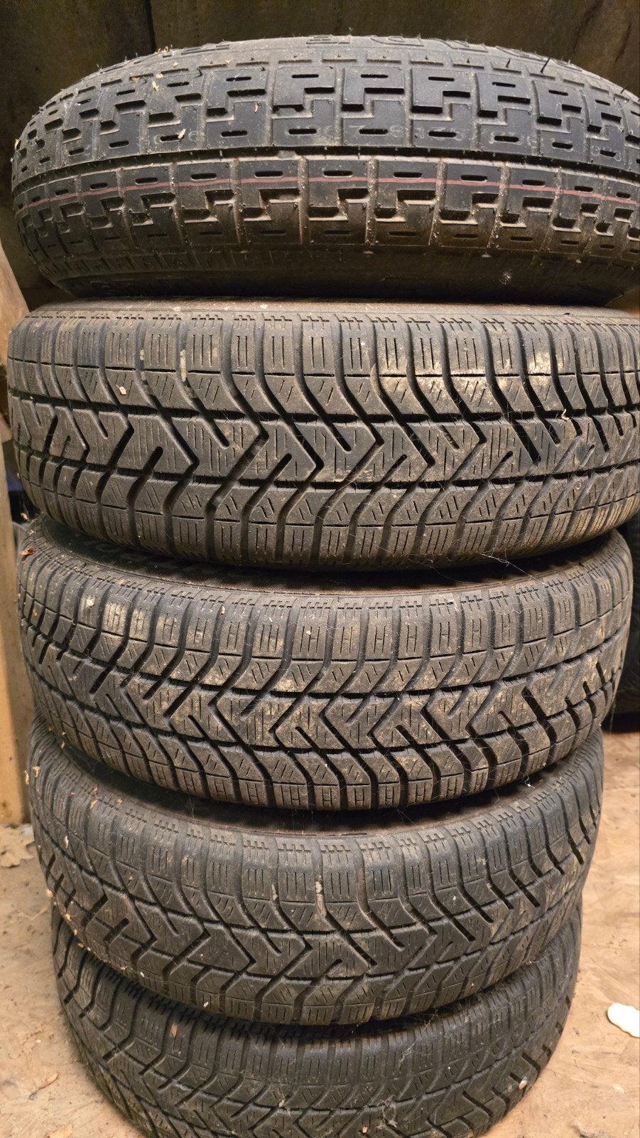 Winterbanden Fiat 500 + thuiskomer, Ophalen, Gebruikt