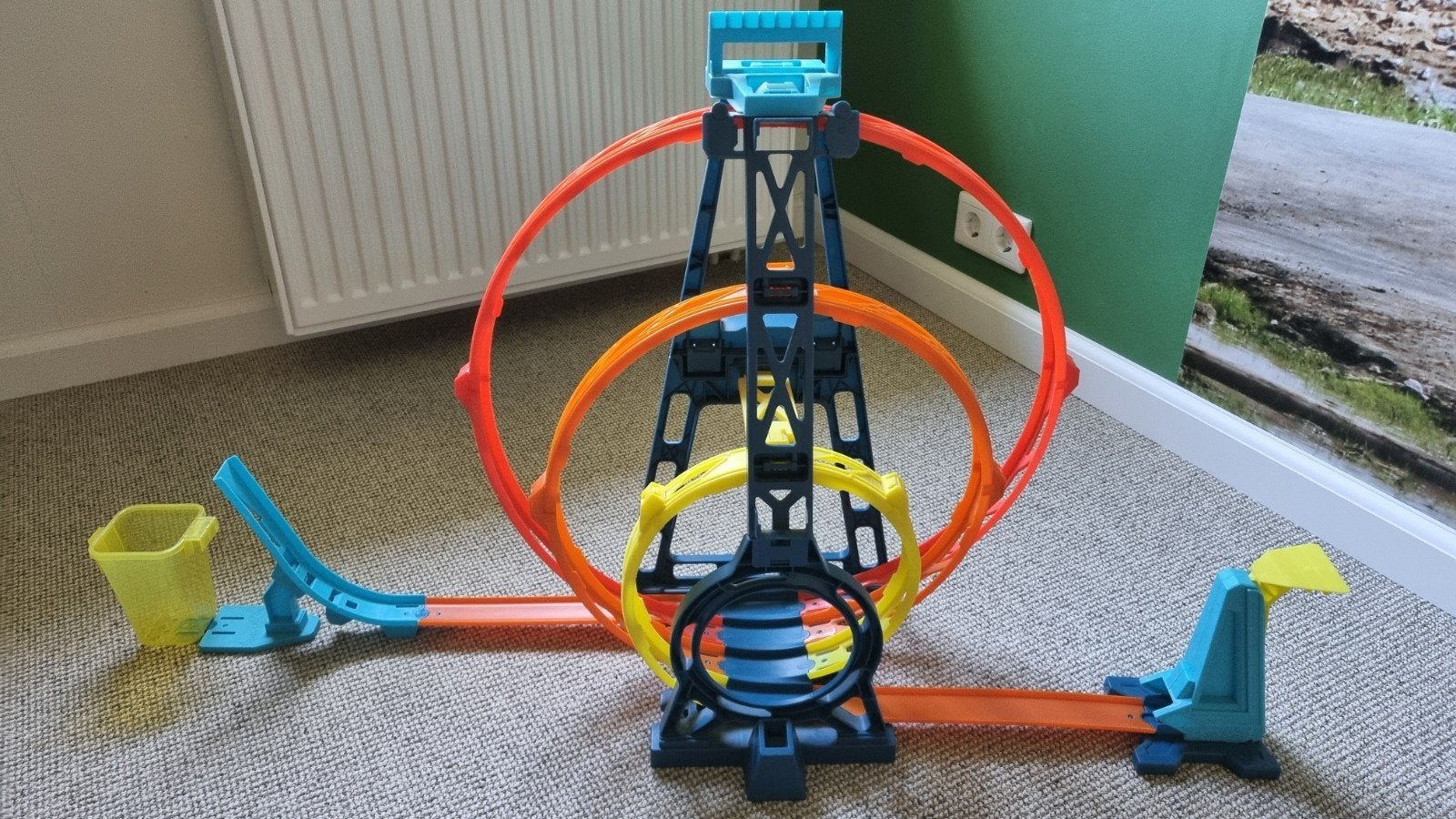 Hot Wheels baan met 3-dubbele looping, Kinderen en Baby's, Racebaan, Ophalen of Verzenden, Zo goed als nieuw, Hot Wheels