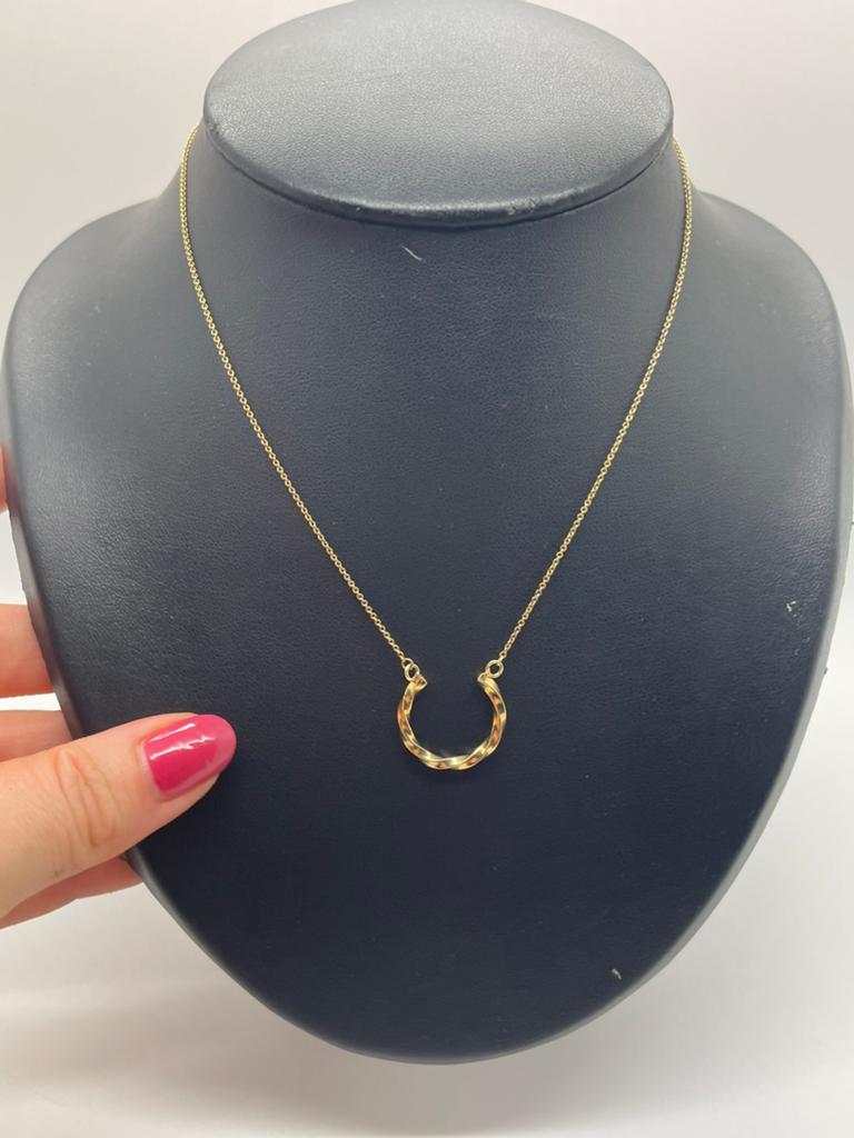 E70 Prachtige zilveren ketting goudkleurig, Met hanger, Ophalen of Verzenden, X, Goud