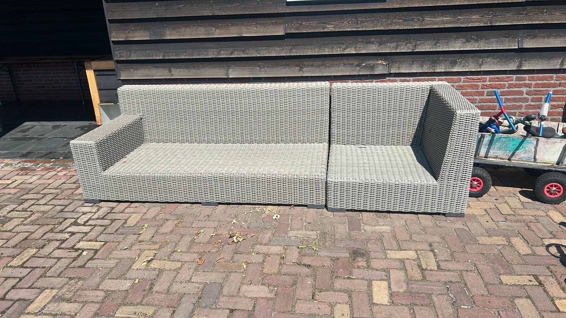 Luonge bank, Ophalen, Zo goed als nieuw