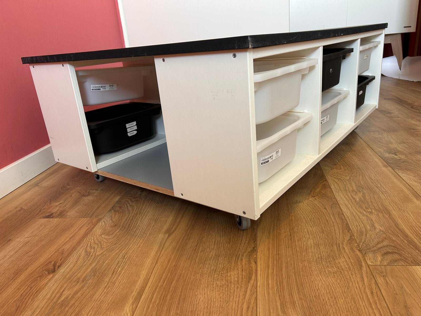 Legotafel/knutseltafel/opbergmeubel met bakken, Ophalen, Gebruikt, Kast