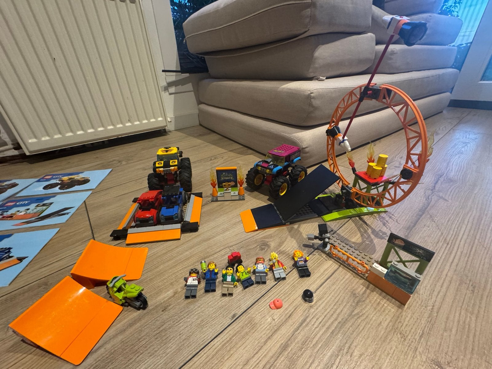 LEGO City Stuntz Set 60295 met Monster Trucks en meer, Ophalen of Verzenden, Zo goed als nieuw, Overige merken