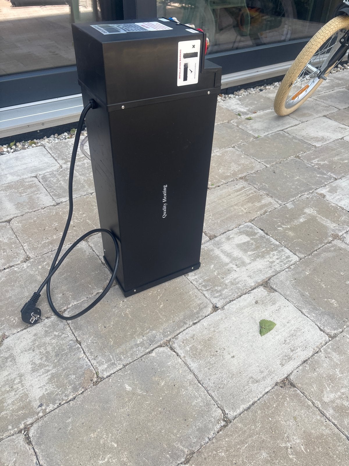 Elektrische boiler QHE-5A 5L - Nieuwstaat, Aardgas, Terugslagbeveiliging (TTB), Minder dan 20 liter, Boiler