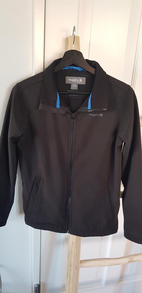 Izgst Regatta Soft shell jasje Mt 164 Zwart, Ophalen of Verzenden, Zo goed als nieuw, Jongen of Meisje, Jas