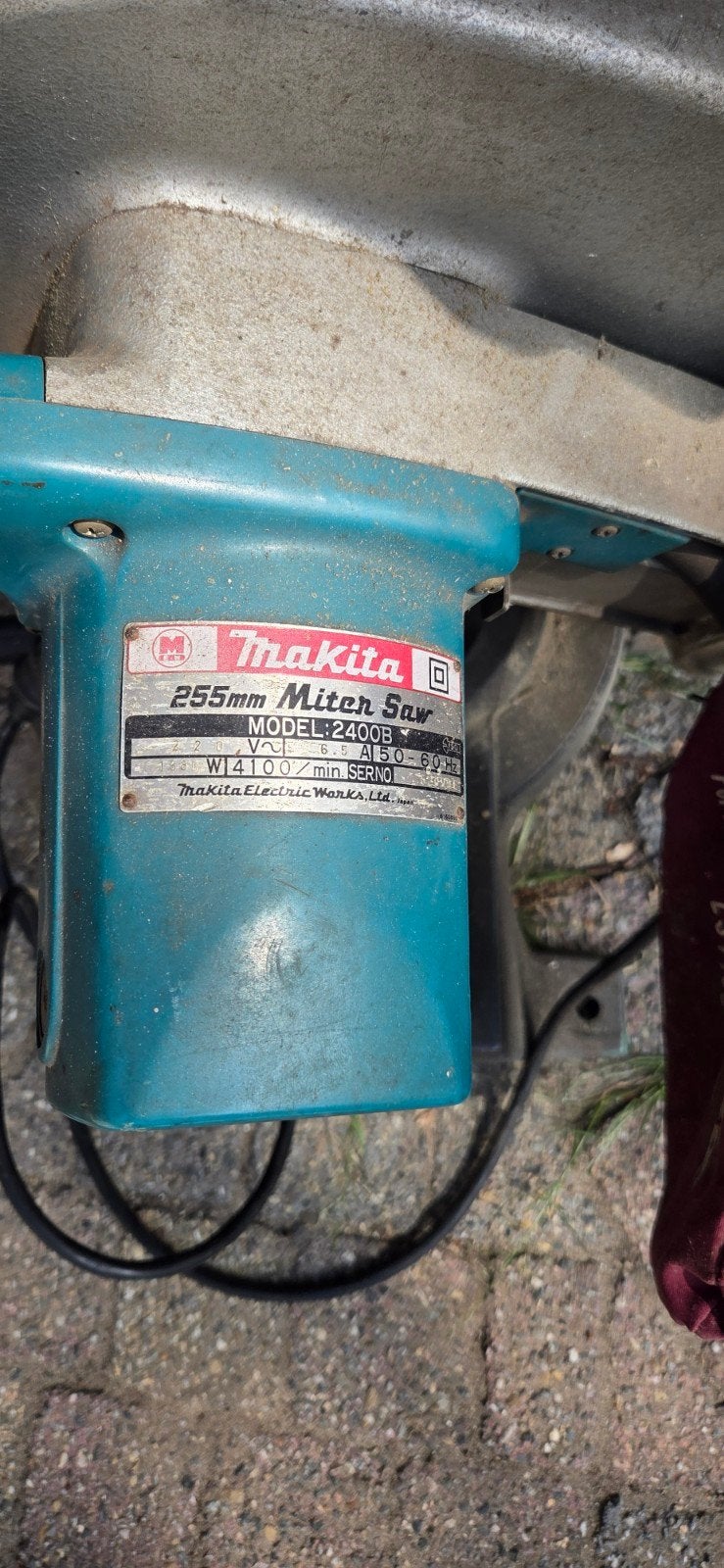 Makita 255mm Afkortzaag - Model 2400B, Doe-het-zelf en Verbouw, Ophalen, Gebruikt, 70 mm of meer, Makita