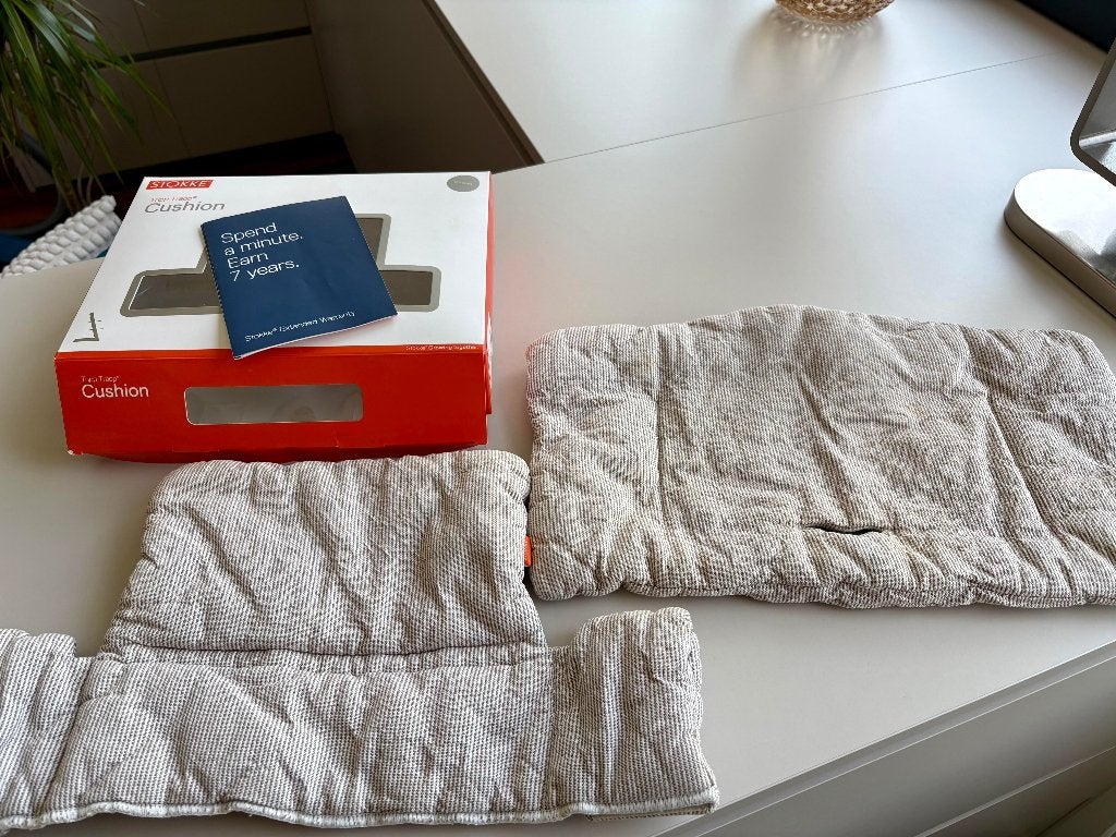 Foto 5 van Stokke Tripp Trapp Bruin + Baby Set + Cushion | Complete Set