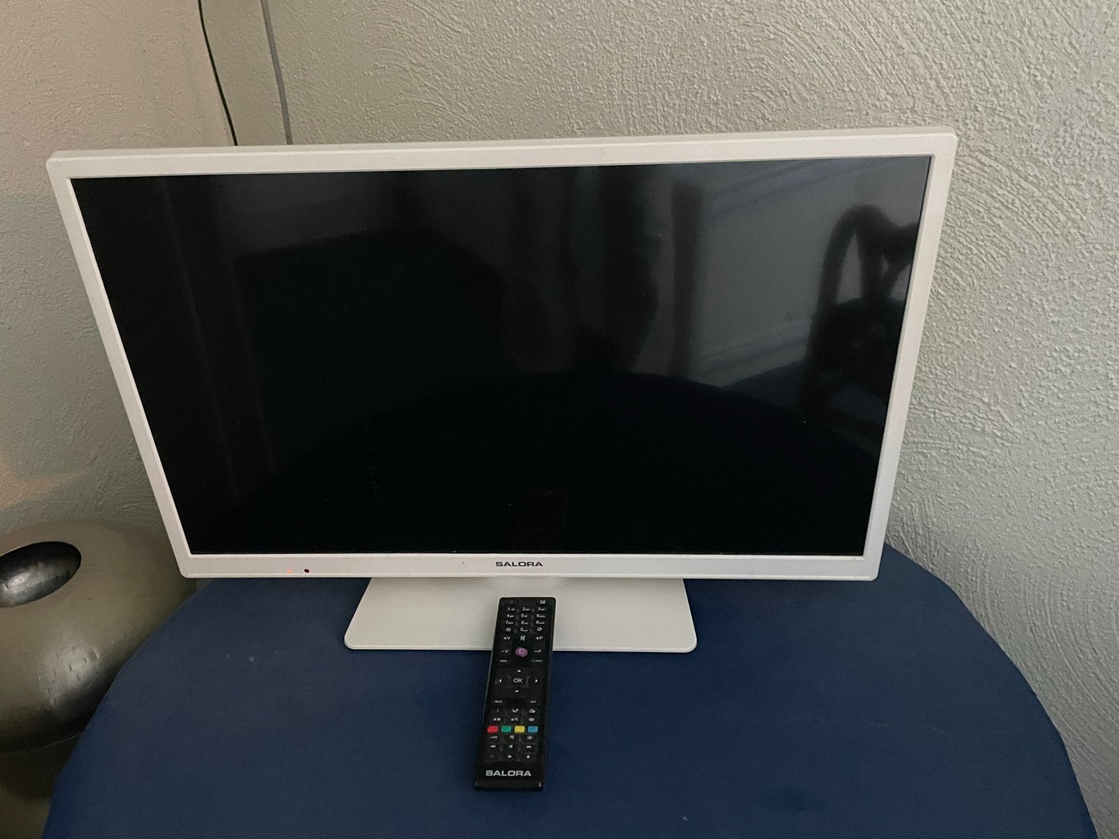 Salora 24HDW5015/3 24 inch HD Ready LED-LCD TV, 50 Hz, HD Ready (720p), 60 tot 80 cm, Ophalen