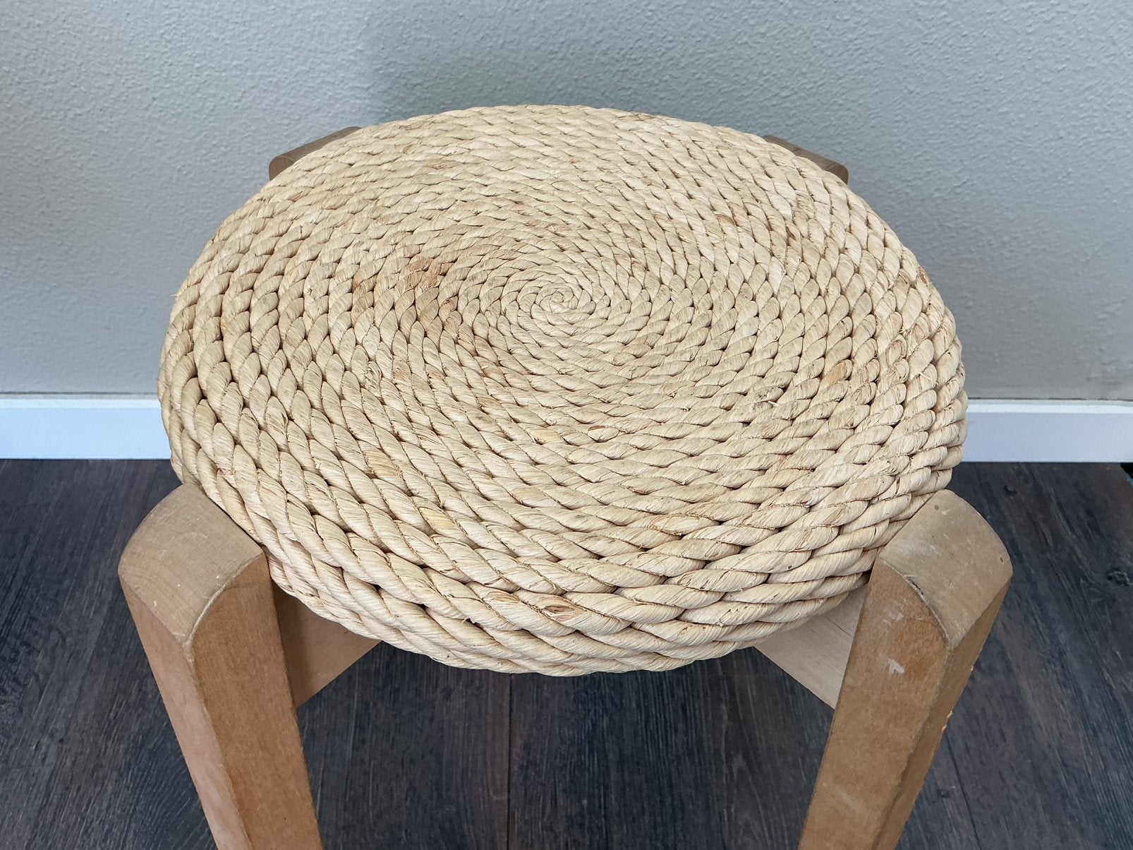 Vintage Scandinavische Houten Kruk, Ophalen, Zo goed als nieuw, Hout