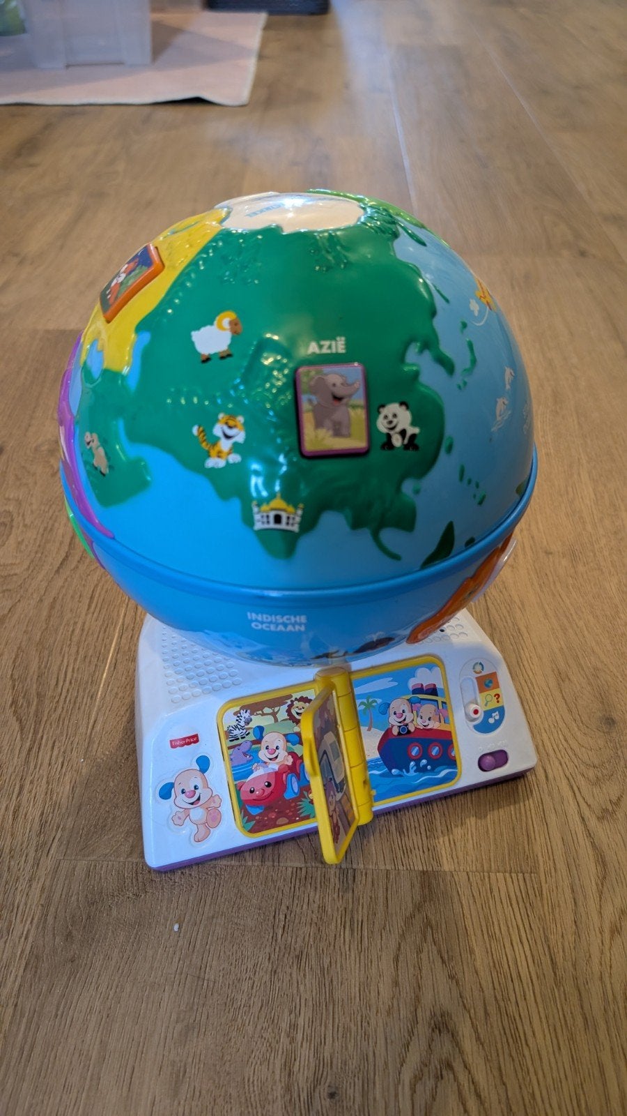 Fisher-Price Interactieve Wereldbol met Geluid, Ophalen of Verzenden, Zo goed als nieuw, Taal en Lezen, Met licht