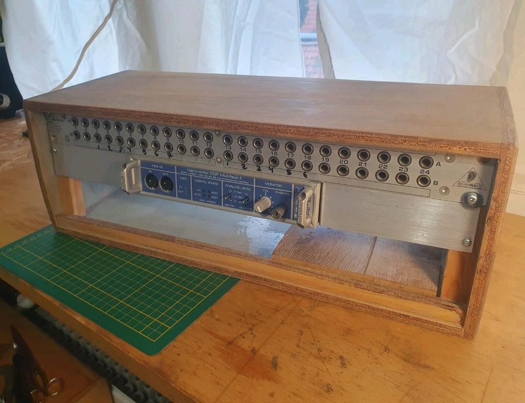 19" studio behuizing voor bvb RME halfrack fireface of ucx, Ophalen of Verzenden, Audio
