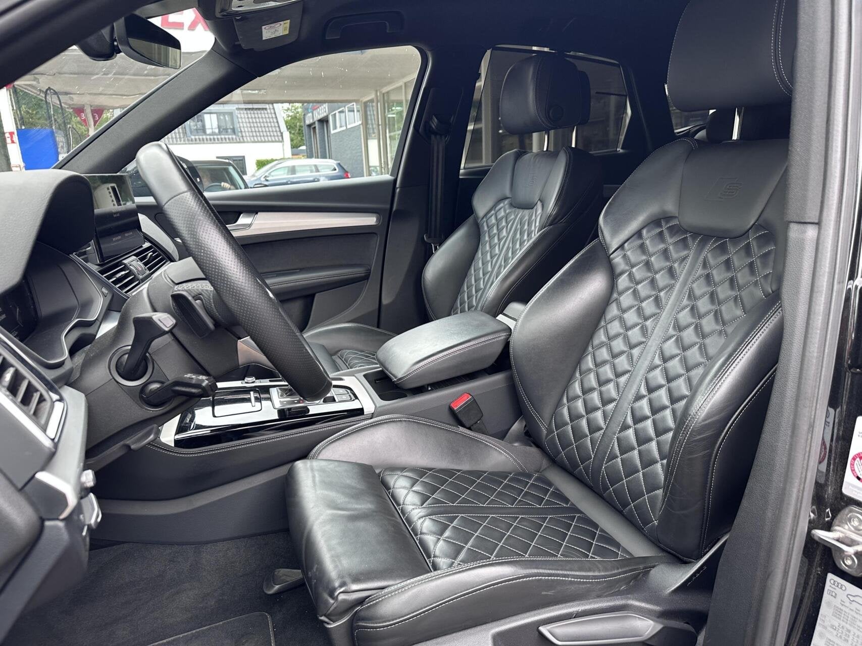 Audi Q5 Sportback 55 TFSI e S-Line Led, Leer, Camera, Massag, Automaat, Gebruikt, 4 cilinders, Zwart