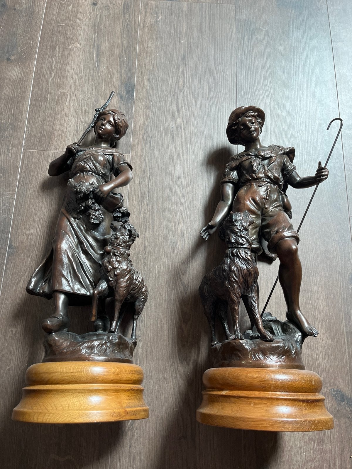 Antieke bronzen beelden: Herder en Herderin met dieren, Ophalen, Brons, Scène, Beeld